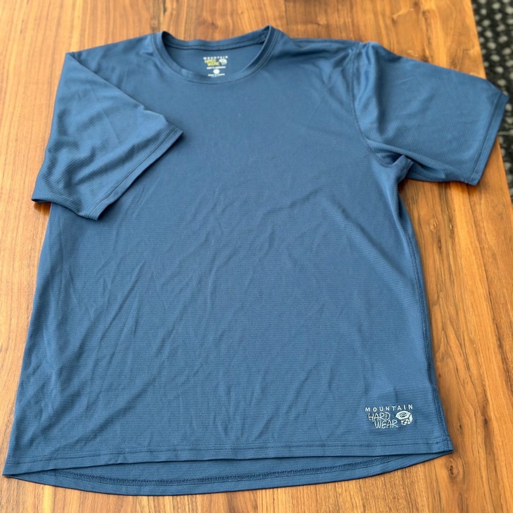 Mountain Hardwear Navy Performance Tee